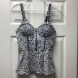 Guess bustier top